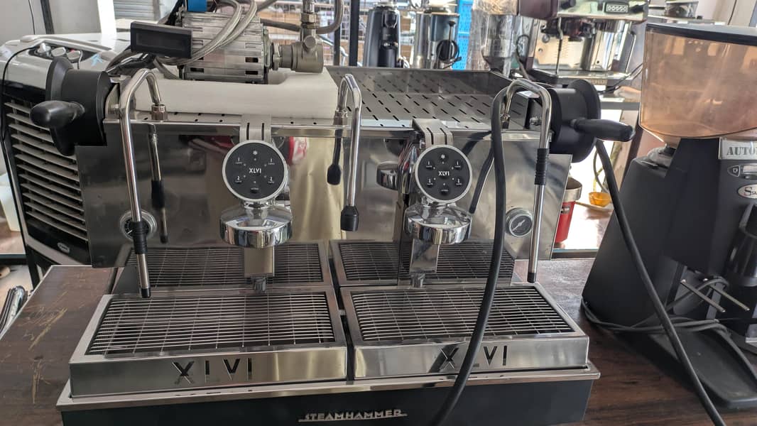 Coffee machine, espresso machine, grinder, blender, roaster 12
