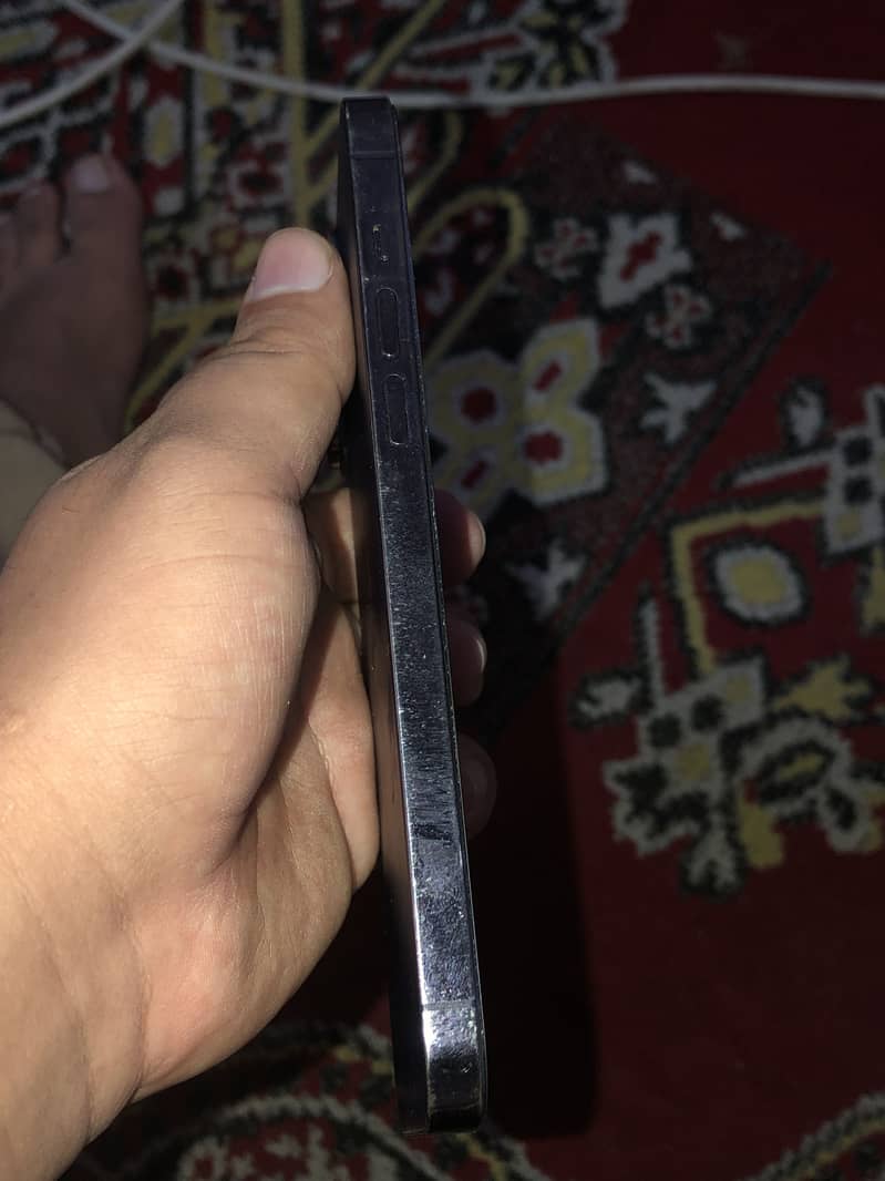 Apple iPhone 14 Pro Max 2