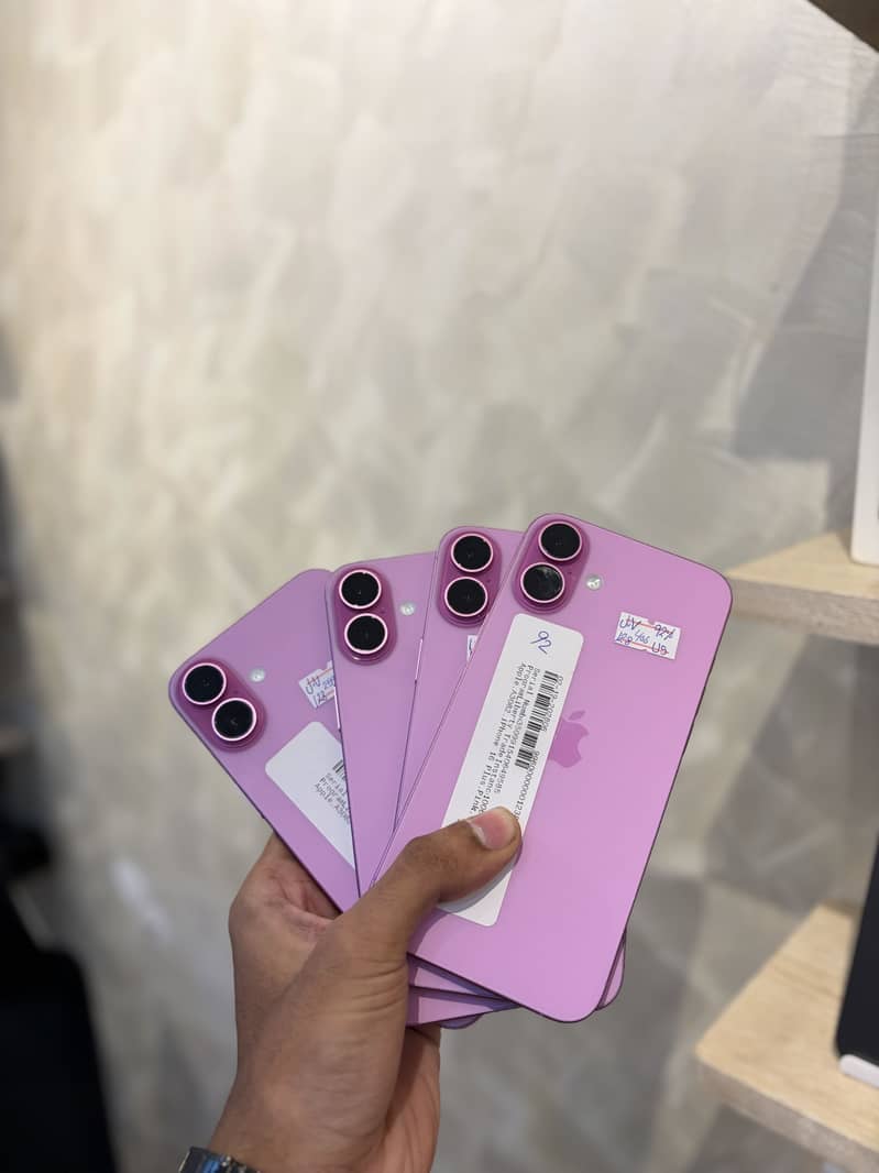 Apple iPhone 16 Plus 0