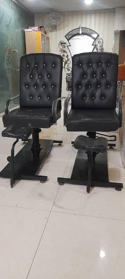 Mani cure & padi cure chairs