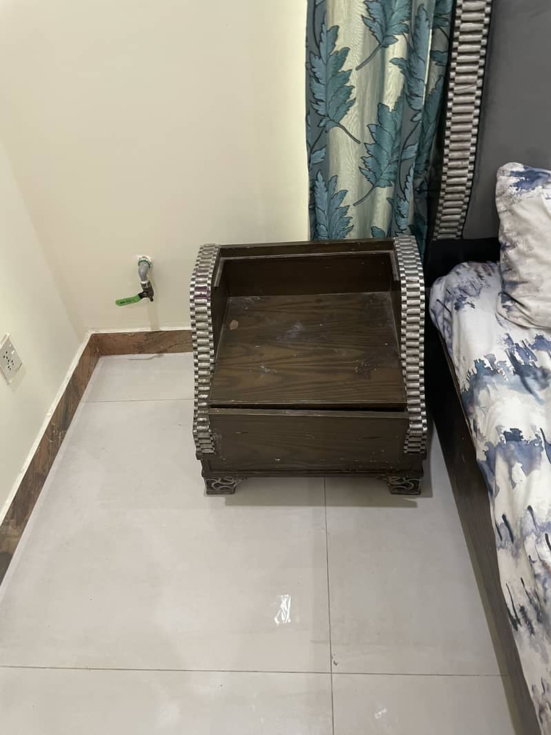 Double bed with couch side table dressing table lamp 6