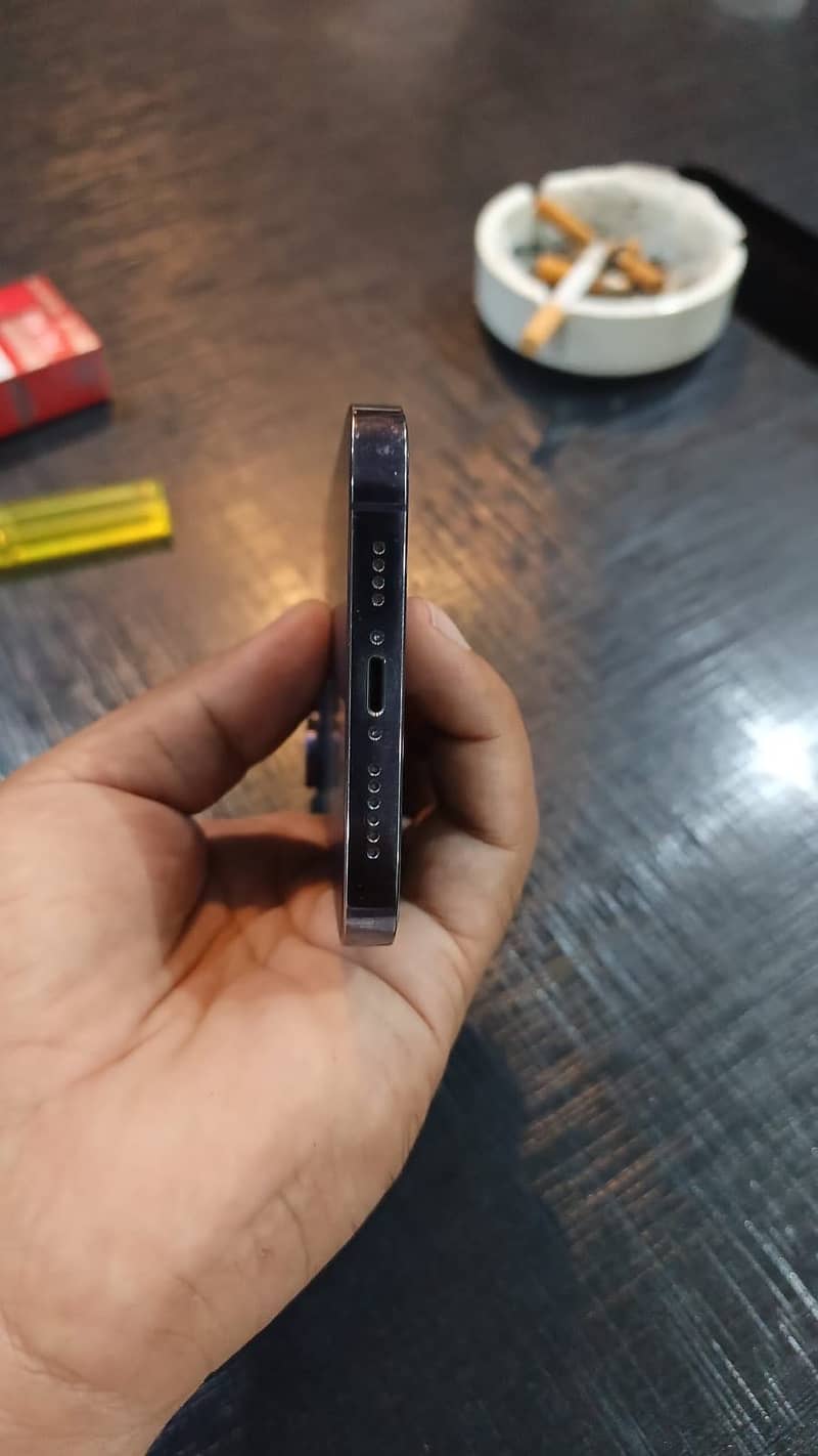 Apple iPhone 14 Pro Max 3