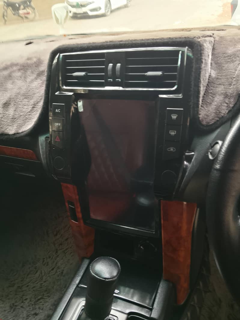 model 2011 Reg 2017 8