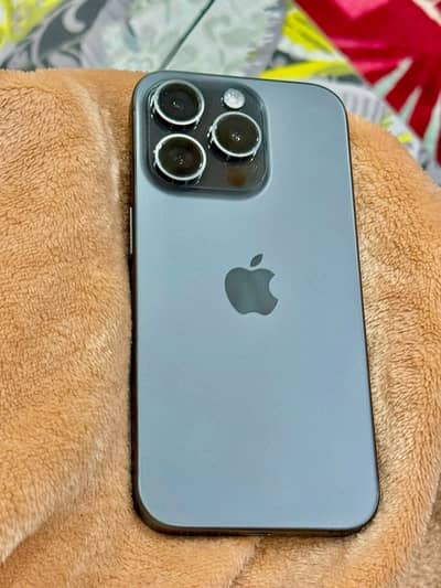 Apple iPhone 15 Pro