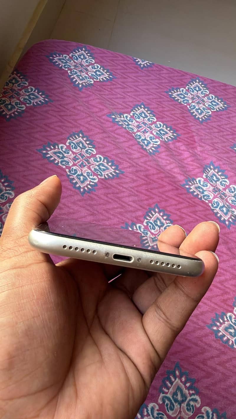 Iphone 11 64gb 4
