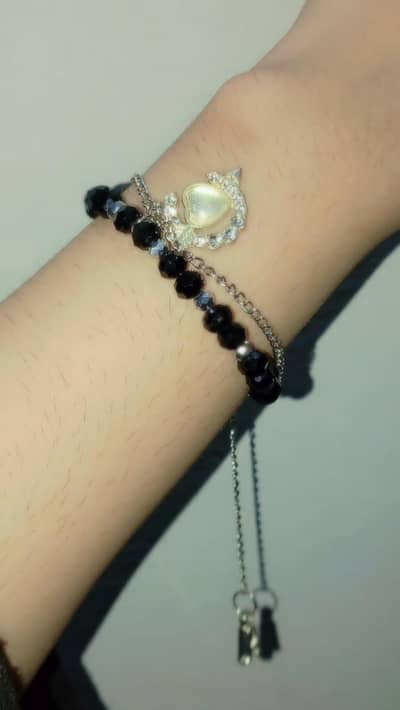 bracelet in just 250