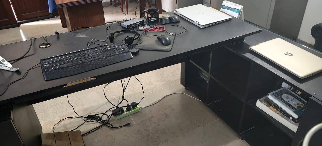 Office Table 6