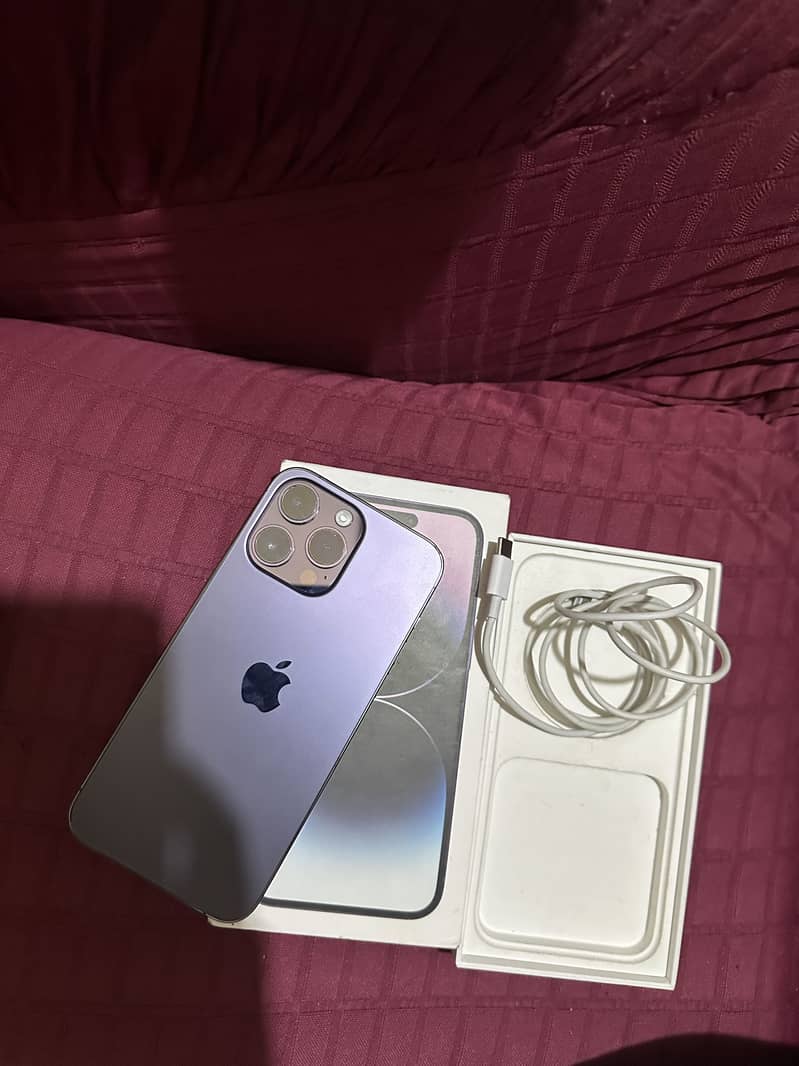 Apple iPhone 14 Pro Max 6