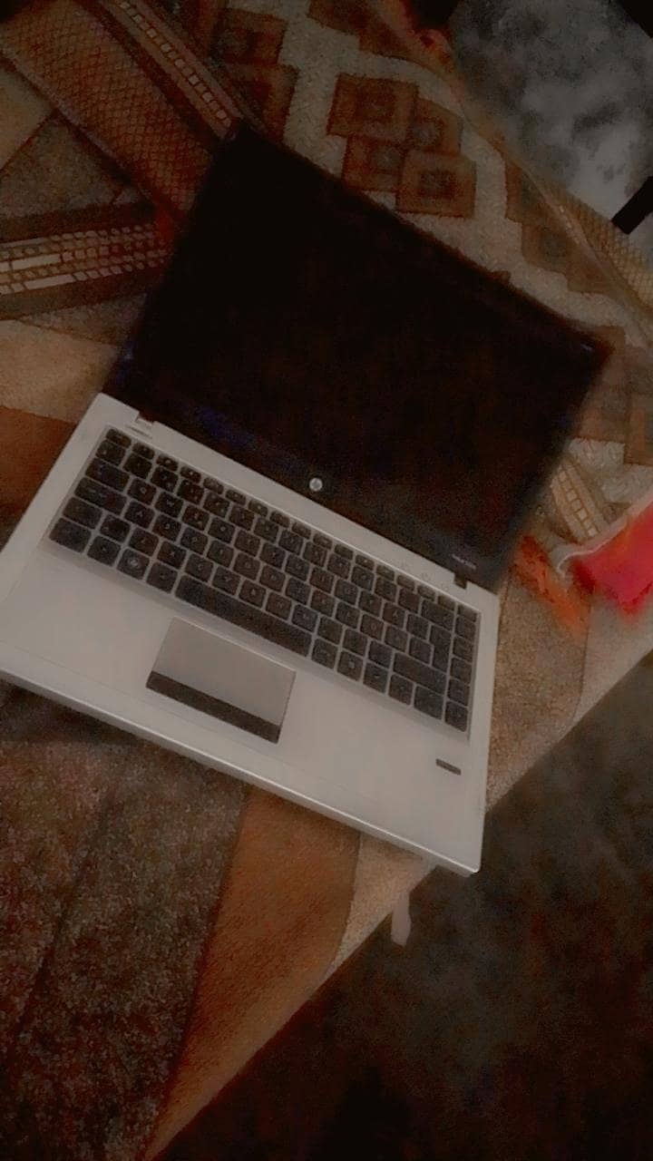 HP laptop 1