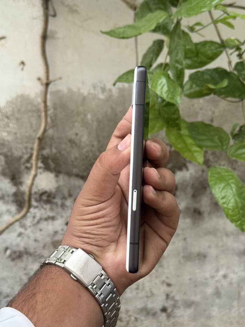 Google Pixel 7a 3