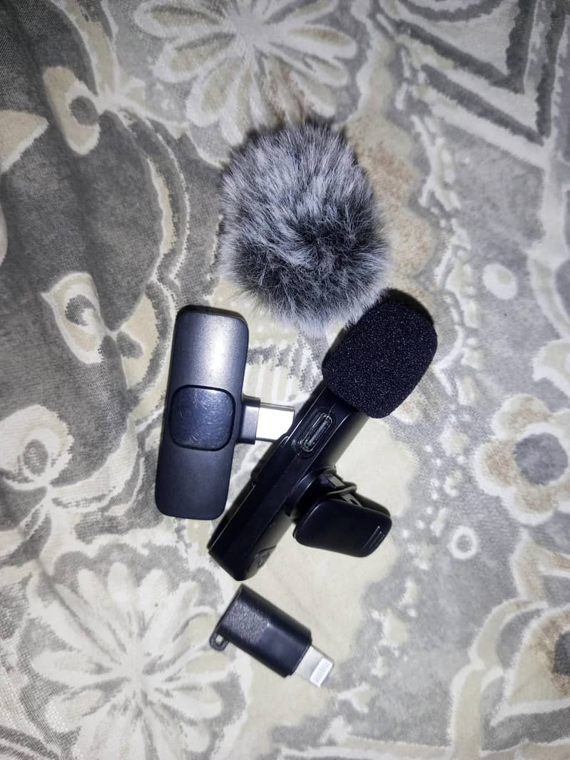 Microphone 0