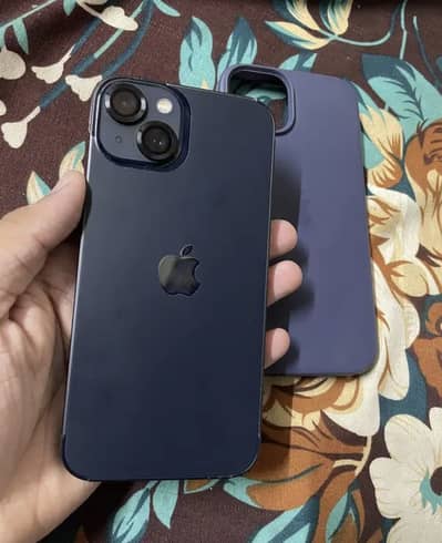 Apple iPhone 13