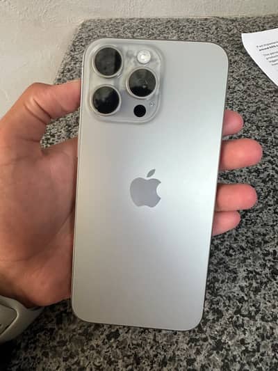 Apple iPhone 15 Pro Max 256gb natural color