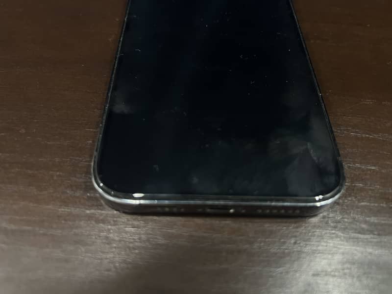 Apple iPhone 14 Pro Max 1