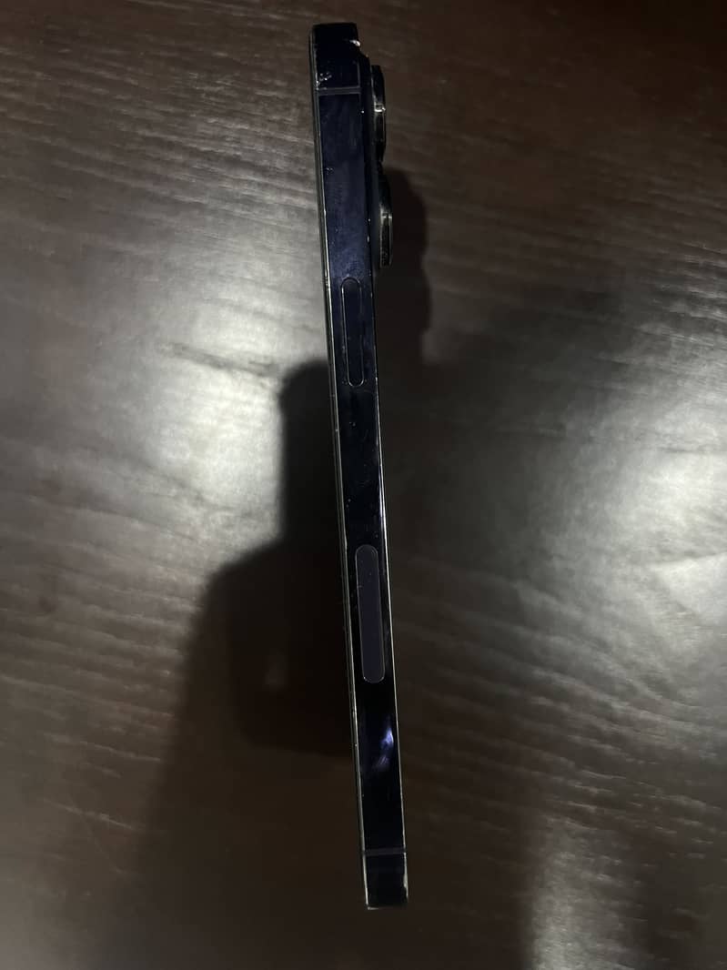 Apple iPhone 14 Pro Max 2