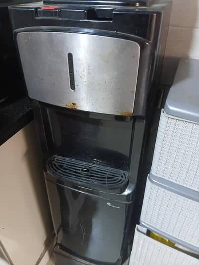 Elite Dispenser