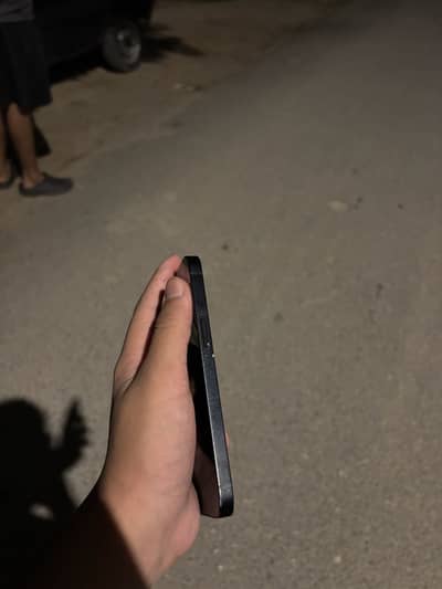 Apple iPhone 16e