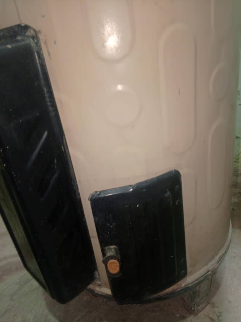 gyser good condition 2