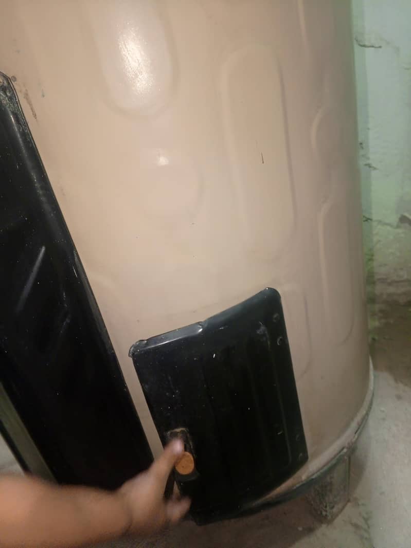 gyser good condition 4