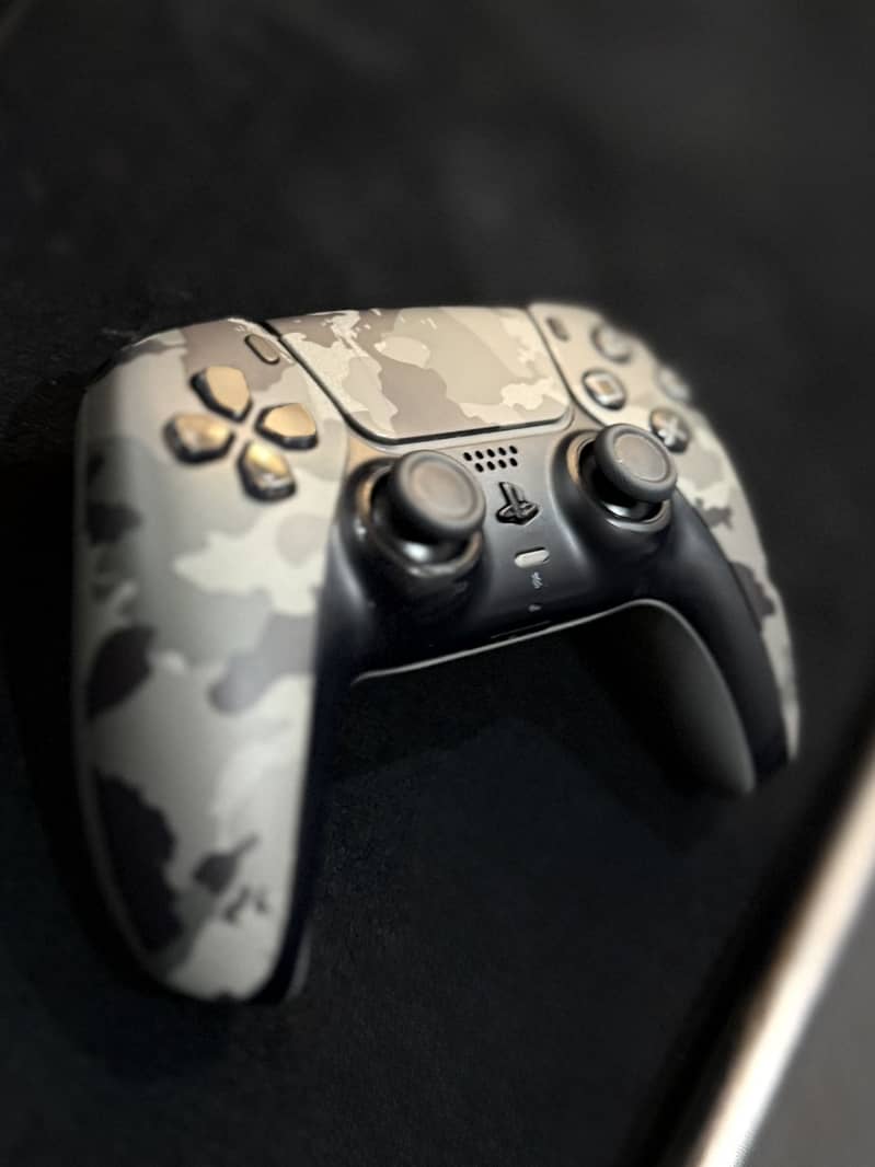 PS5 controller for sale 0