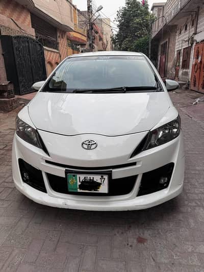 Toyota Vitz 2017