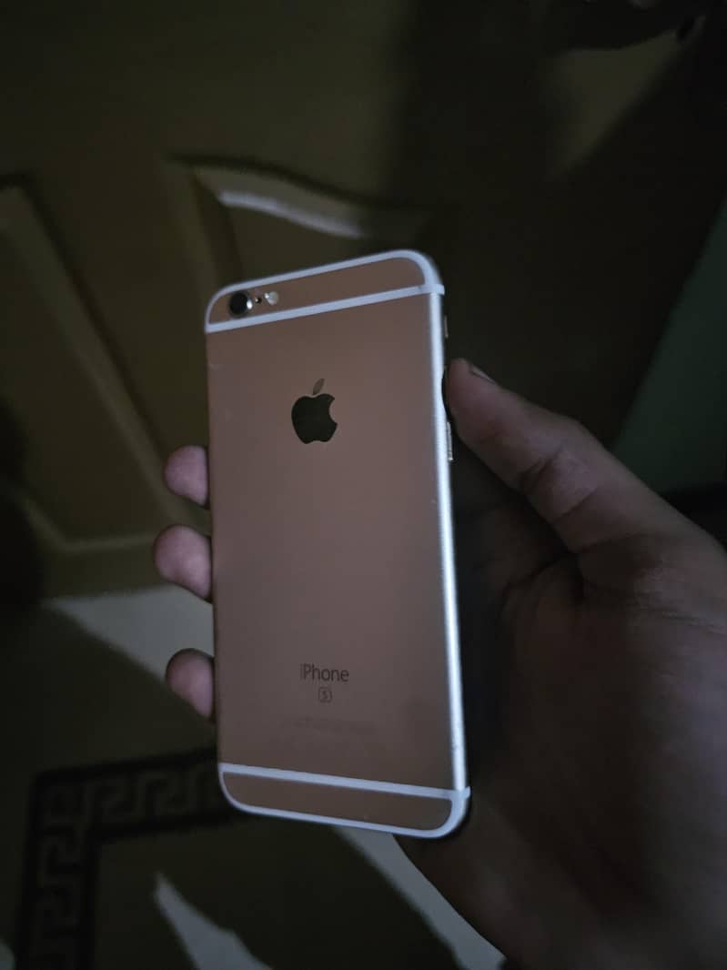 Apple iPhone 6S 0