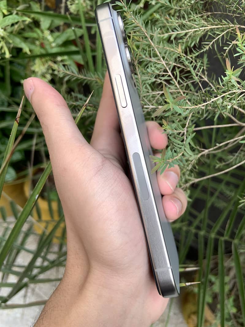 iPhone 15 Pro Max Jv 3