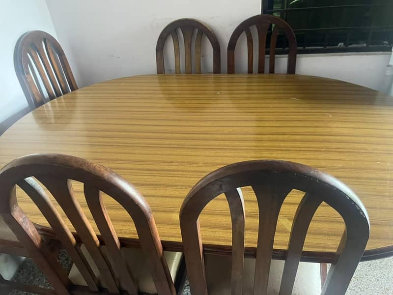 6 seater dining table 0
