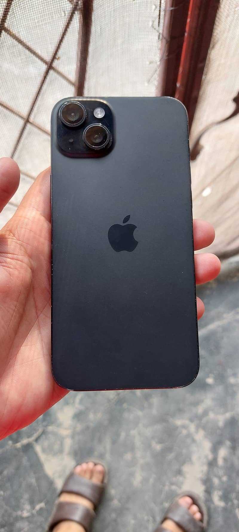 Apple iPhone 15 plus 6