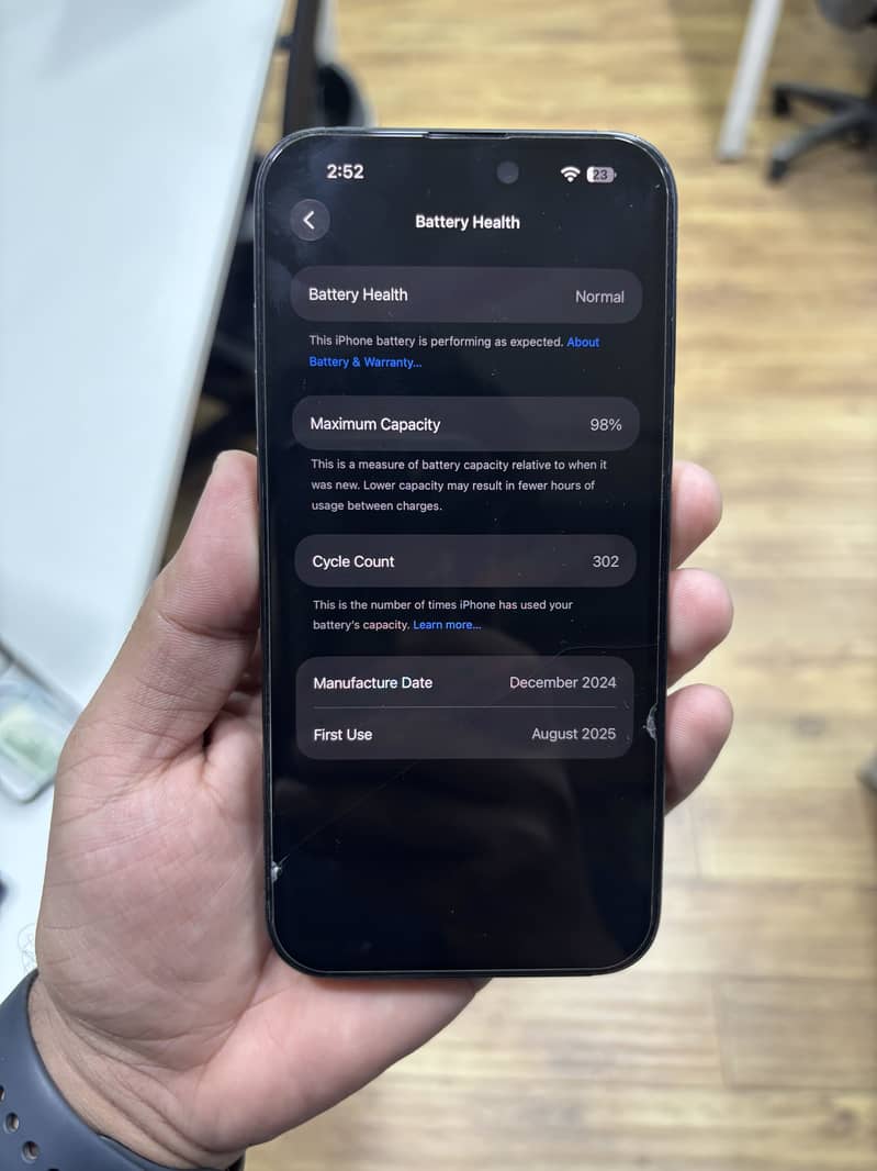 Apple iPhone 16 Plus 2