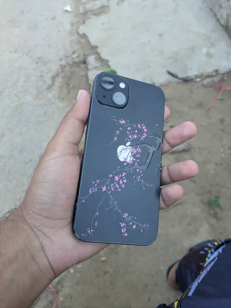 Apple iPhone 13 3