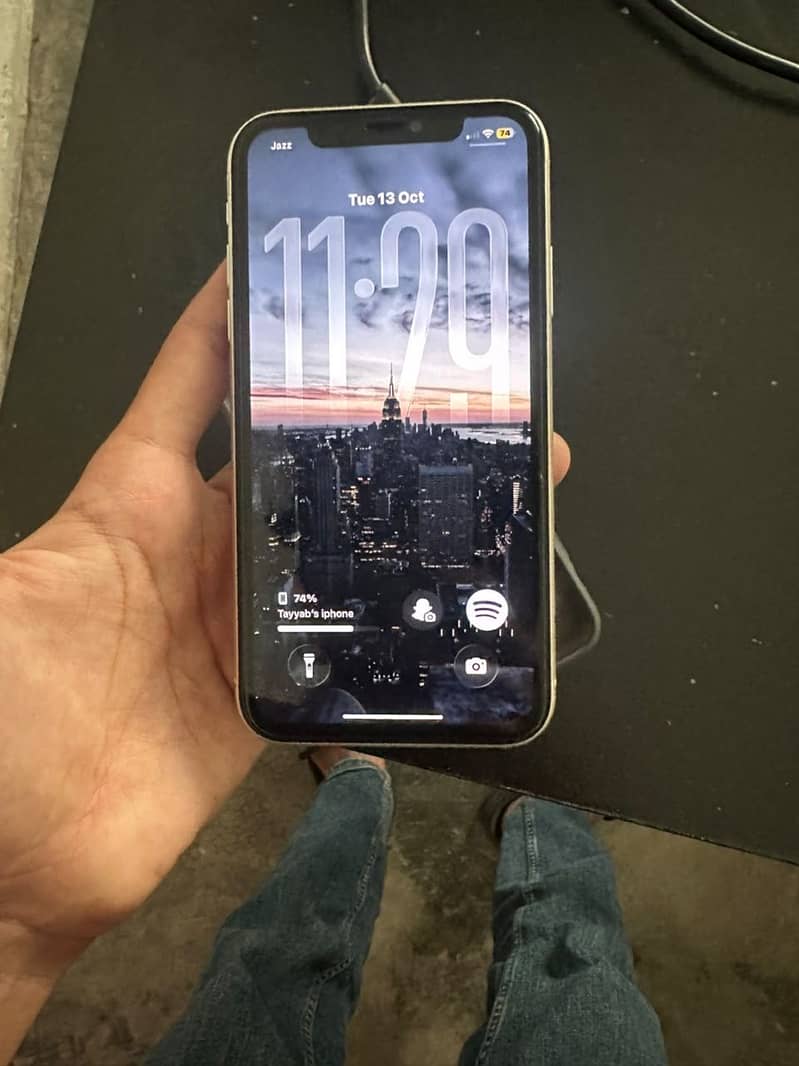 Apple iPhone 11 6