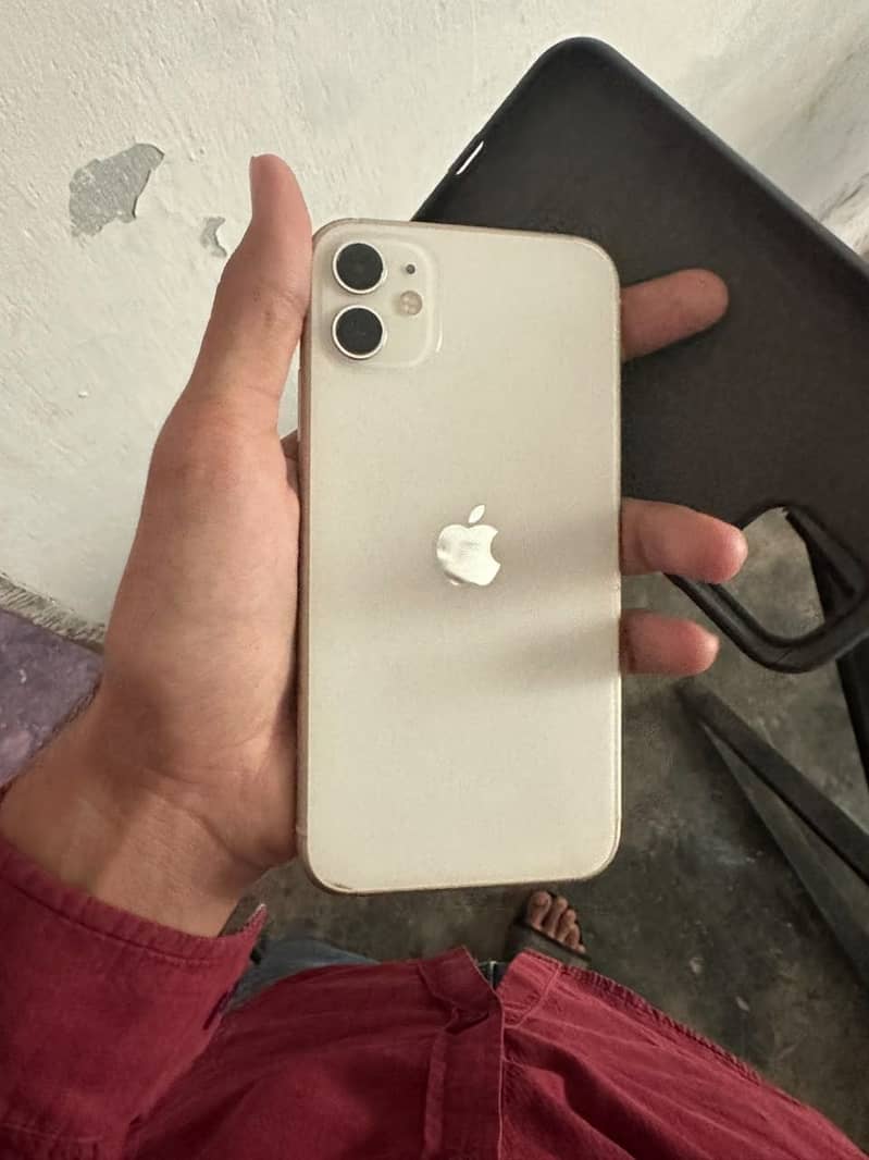 Apple iPhone 11 11