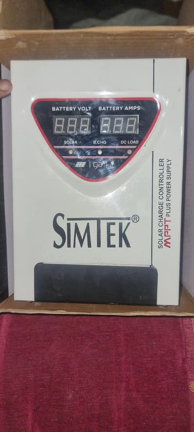 simtek DC King 70A MPPT Solar Charge controller
