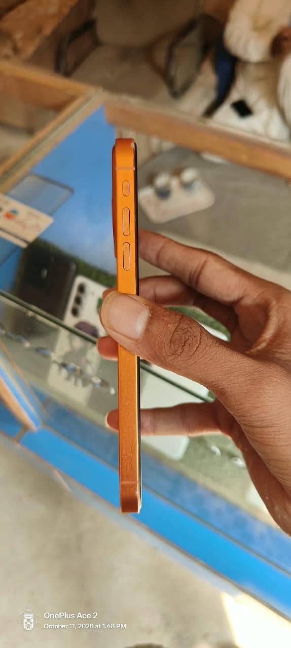 Apple iPhone XR 4