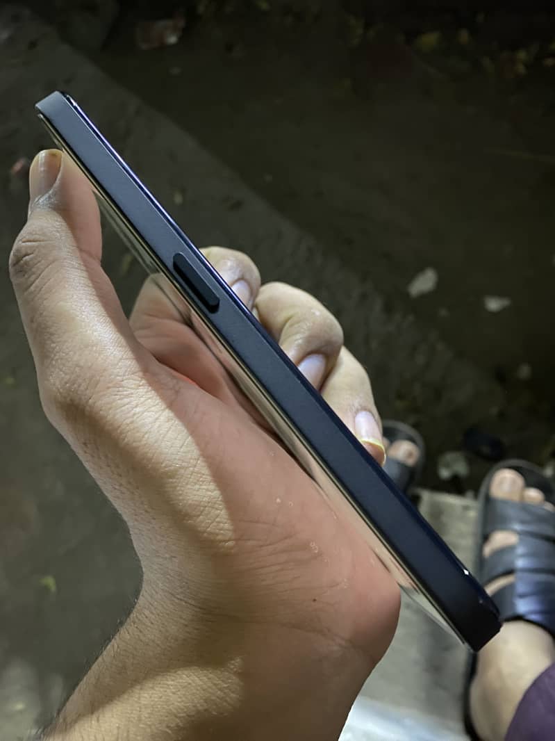 Nothing Phone 2a 4