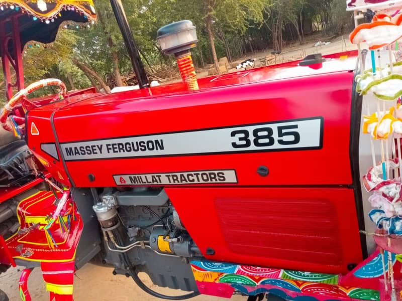 Massey 385 3