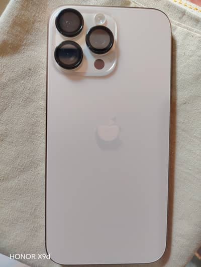 Apple iPhone 16 Pro Max