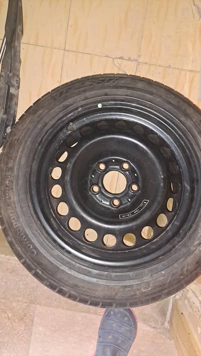 marcades Stepney 2006 model original rim tyres  just like new