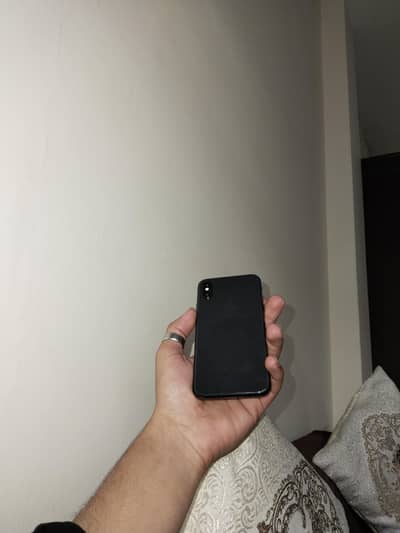 iphone xs 64 non pta but sim working