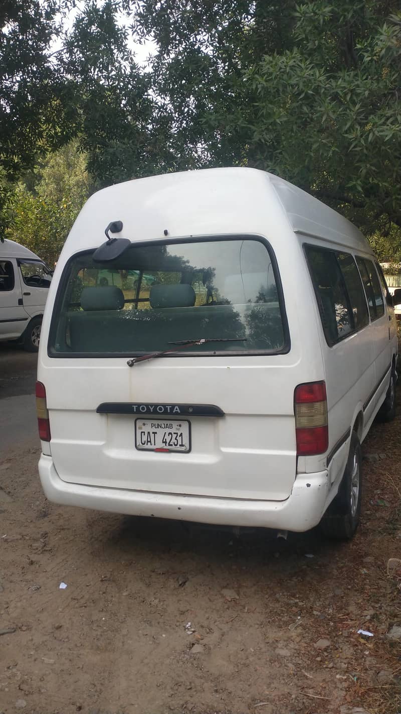 Hiace Van 4