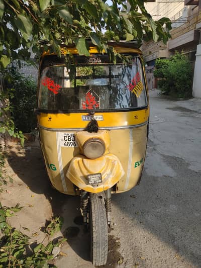 6 seater rickshaw tezraftaar