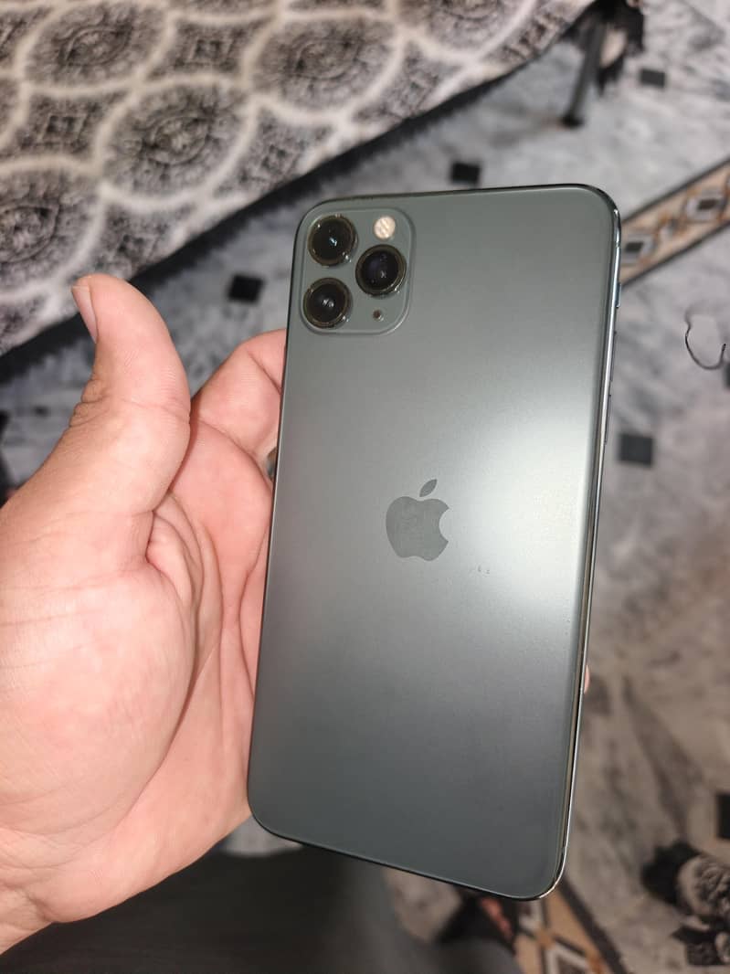 Apple iPhone 11 Pro Max 5