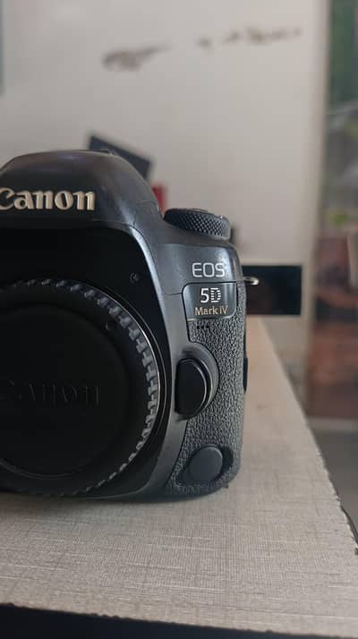 Canon 5D Mark 4 Urgent Sale