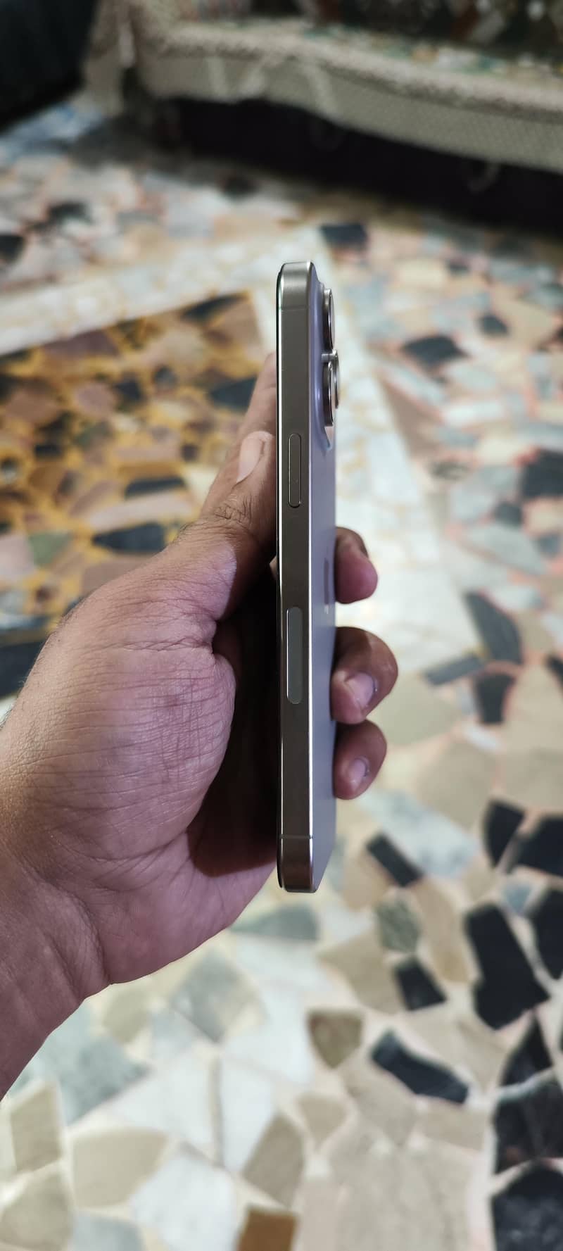 Apple iPhone 15 Pro Max 3