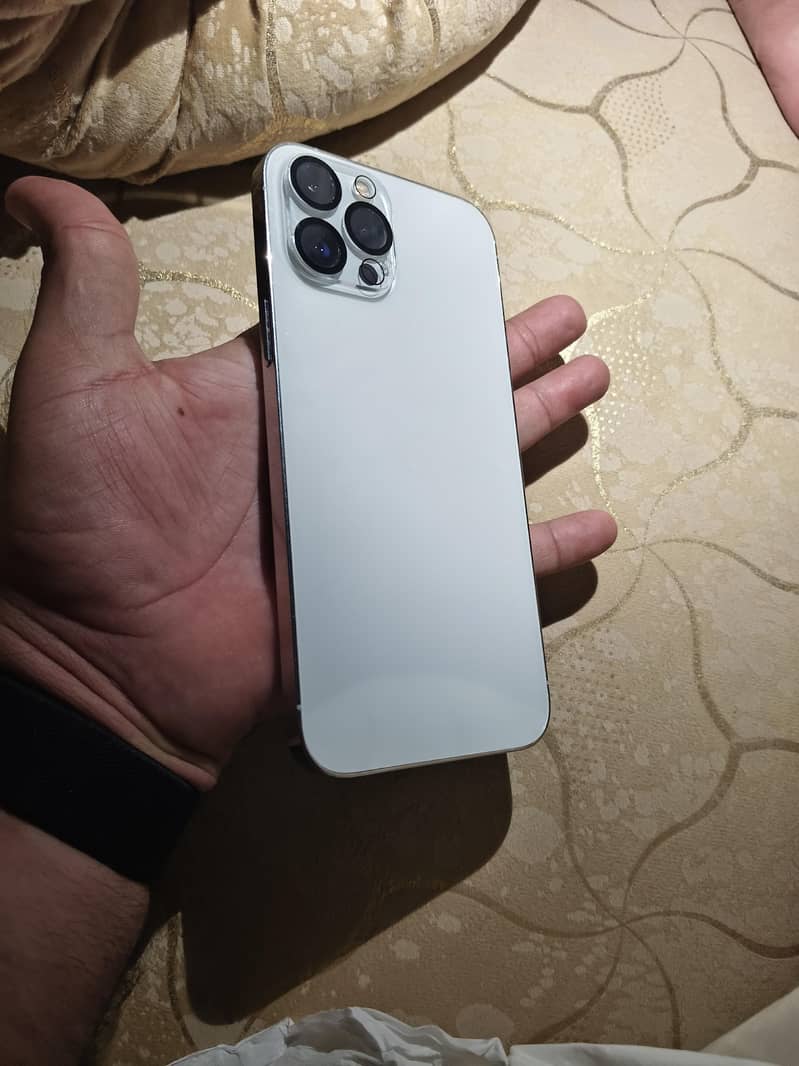 iphone 12 pro Max 256 7