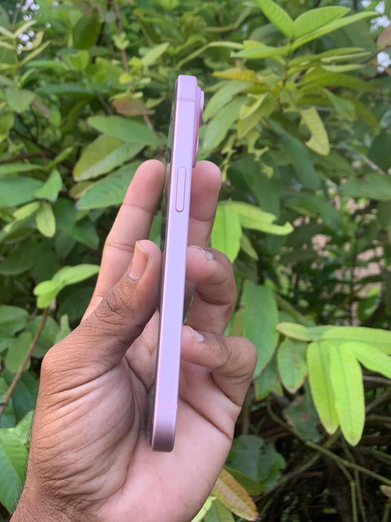 Apple iPhone 15 1