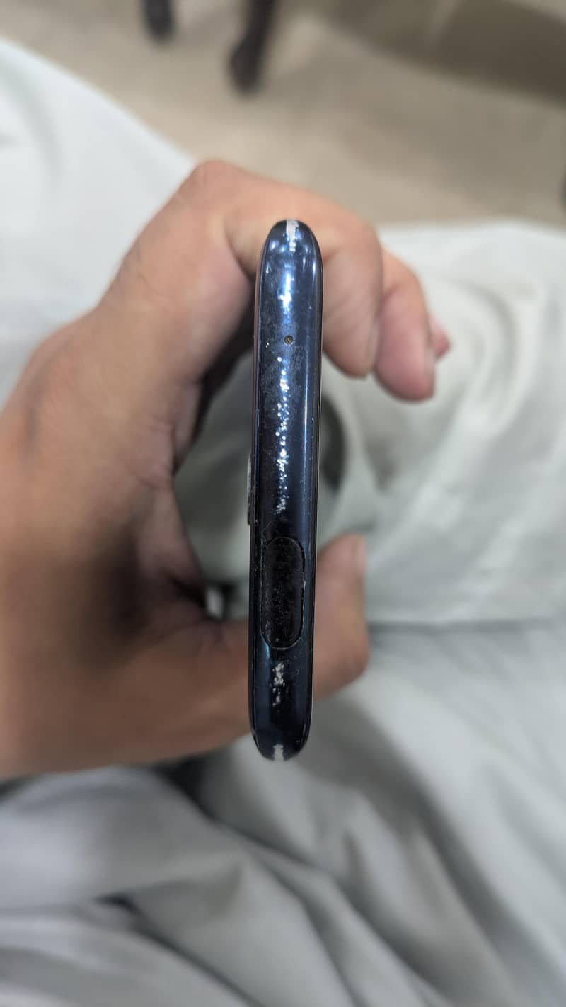 One Plus 7 Pro 3