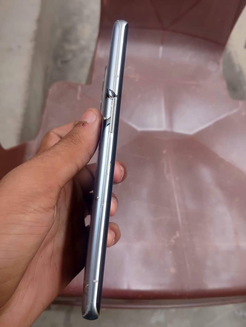 One Plus 9 Pro 5
