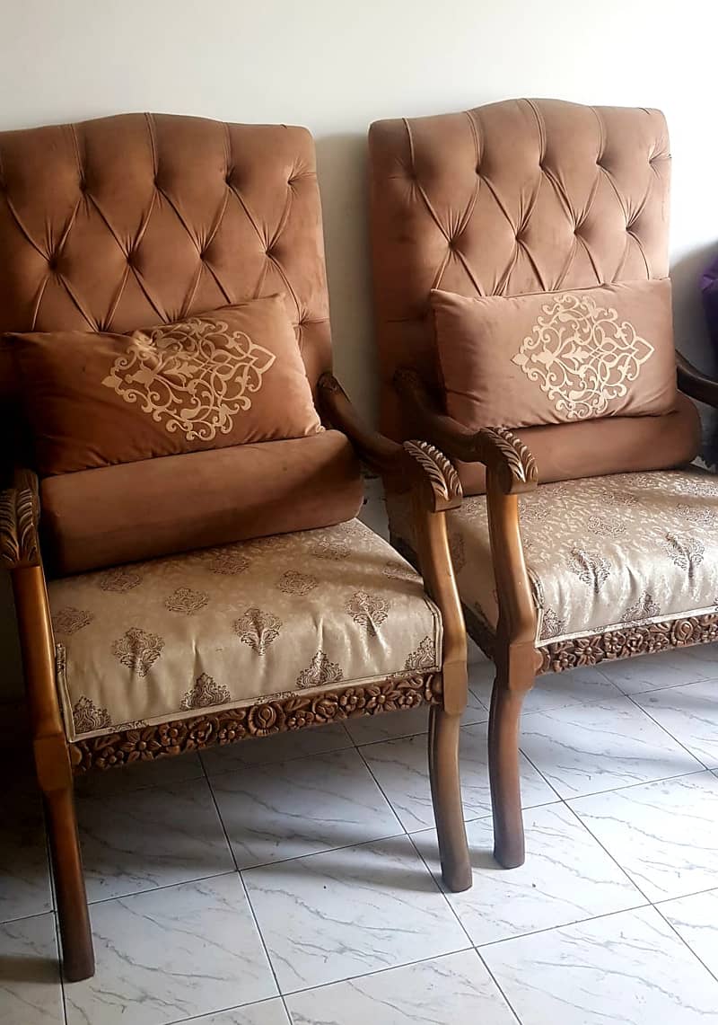 Sofa,chairs,couch,tables 1